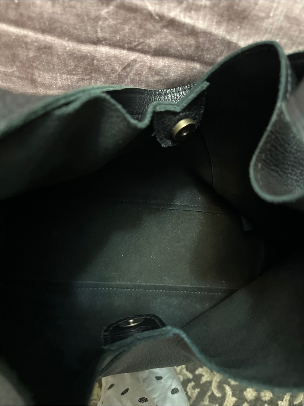 Portland Leather Naomi oversized Black Tote - Picture 6 of 6